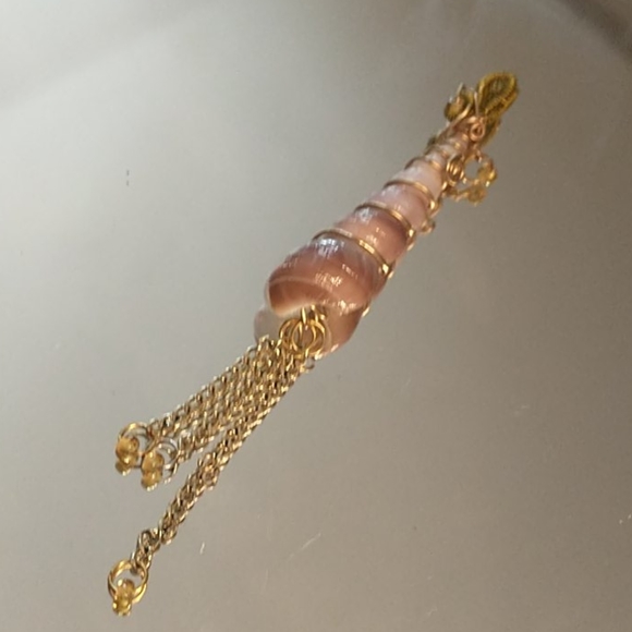 🇨🇦Wire wrapped seashell pendant - Picture 2 of 3